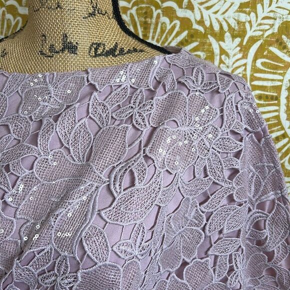 NWT JS Collections Arabella Sequin Guipure Lace Pleated Gown in Amethyst size 2 - Picture 9 of 16